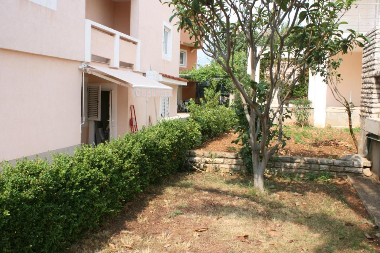Apartments With A Parking Space Novalja, Pag - 6398 Dış mekan fotoğraf