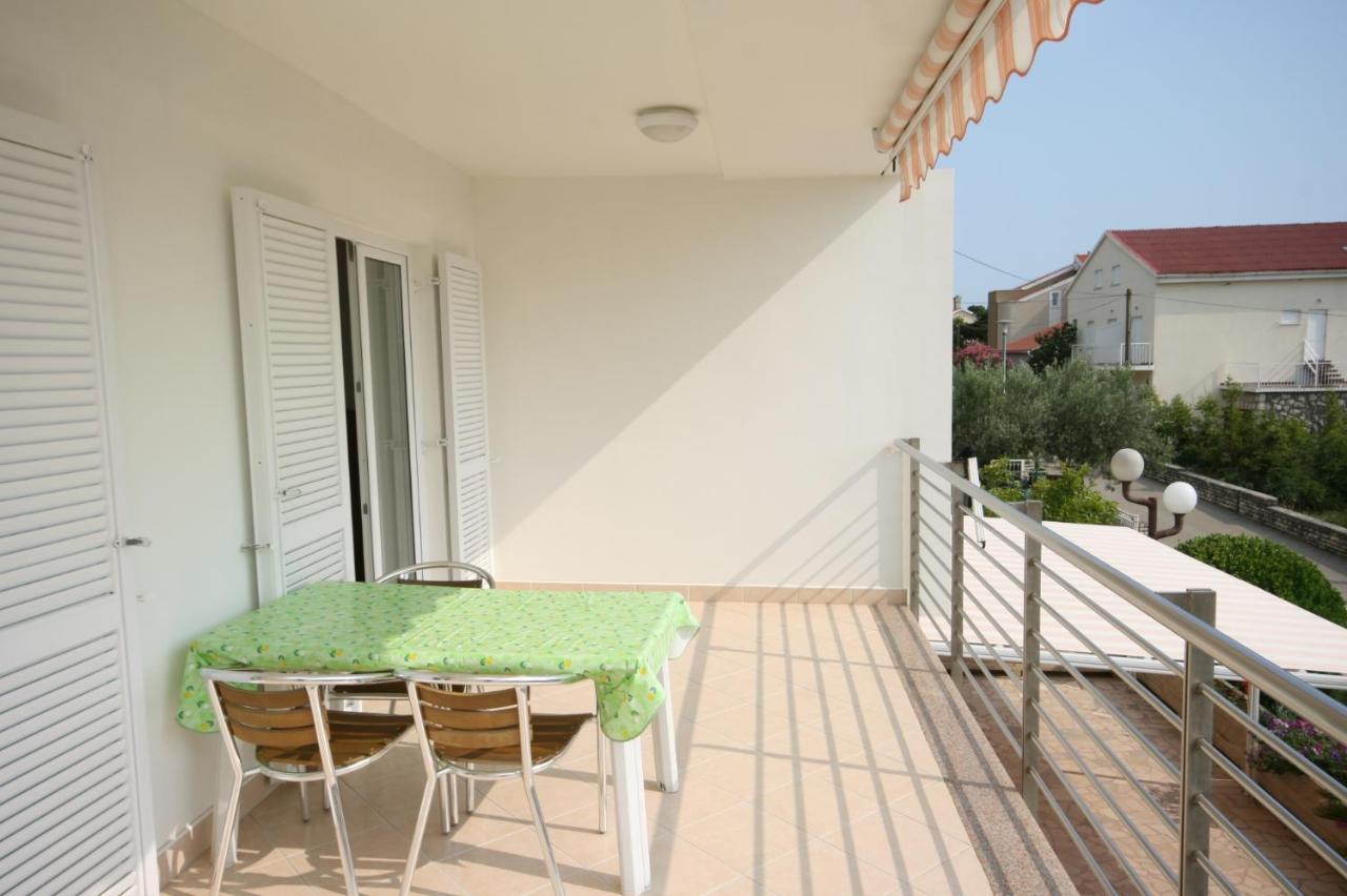 Apartments With A Parking Space Novalja, Pag - 6398 Dış mekan fotoğraf
