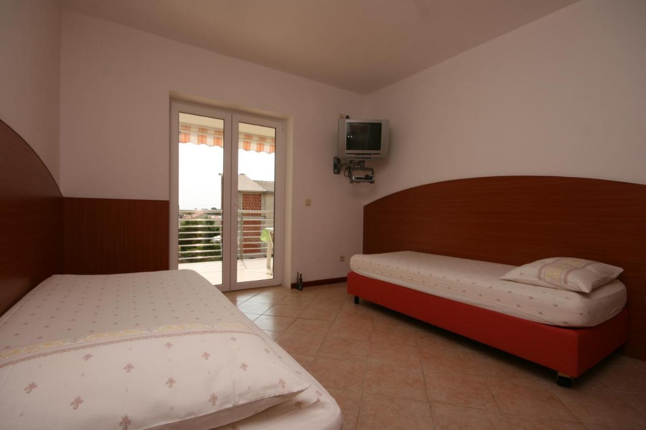 Apartments With A Parking Space Novalja, Pag - 6398 Dış mekan fotoğraf